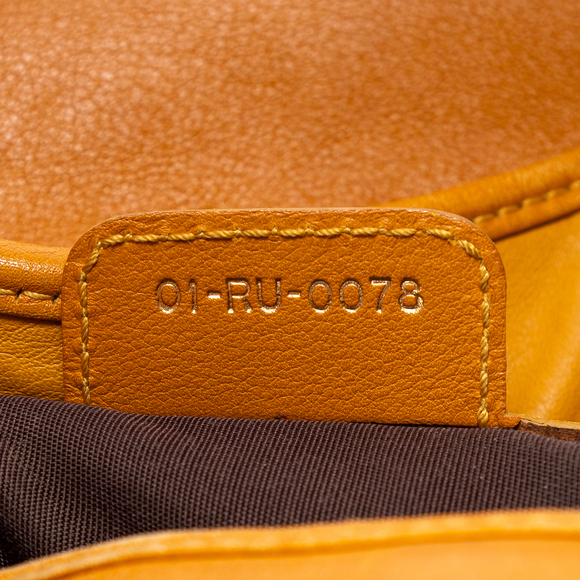 Dior 61 Tote - Picture 15 of 15